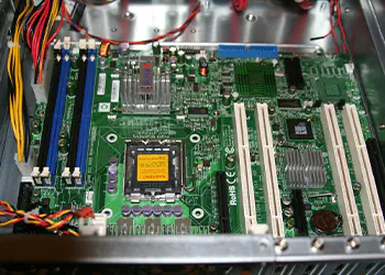 picture of a computer motherboard mounted NVME SSD